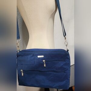 Baggallini Crossbody Tablet Bag
